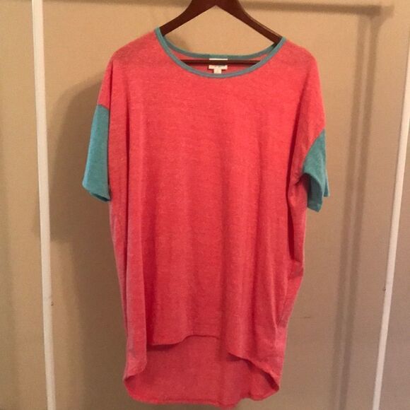 LuLaRoe Oversized Tee - Size XS - Picture 1 of 6